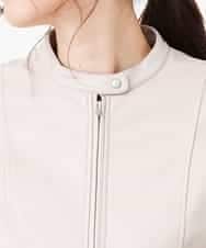 K2JJJ08079 a.v.v(アー・ヴェ・ヴェ) フェイクレザーノーカラージャケット ベージュ