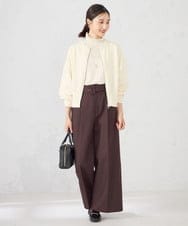 K2KAD05029 a.v.v(アー・ヴェ・ヴェ) シアーストレッチハイネックトップス アイボリー