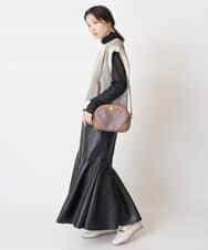 K2KAS05024 a.v.v(アー・ヴェ・ヴェ) シアーハイネックトップス ブラック