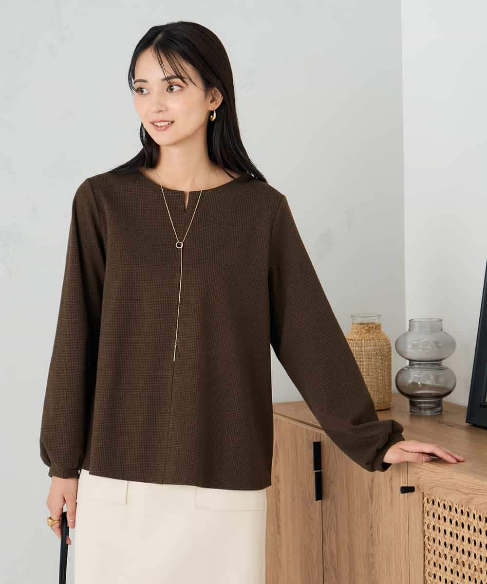 K2KBD45044 a.v.v(アー・ヴェ・ヴェ) 千鳥ジャガードトップス ブラウン