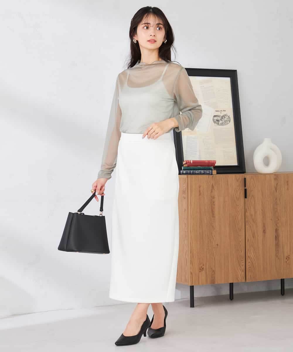 K2KED07029 a.v.v(アー・ヴェ・ヴェ) シャイニーシアーハイネックカットソー アイボリー