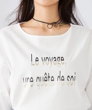 K2KED15034 a.v.v(アー・ヴェ・ヴェ) 【コットン100%】ロゴアソートロンT ダークグレー（箔プリント）