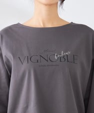 K2KED15034 a.v.v(アー・ヴェ・ヴェ) 【コットン100%】ロゴアソートロンT ダークグレー（箔プリント）