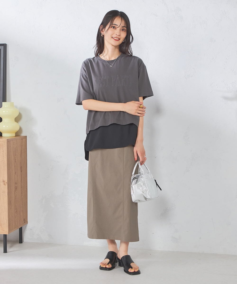 K2KGA45034 a.v.v(アー・ヴェ・ヴェ) 【コットン100％】大人のクロップドロゴTシャツ ホワイト