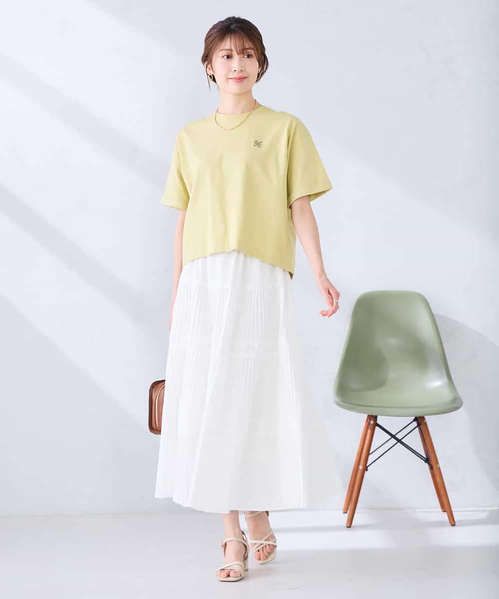 K2KGD25024 a.v.v(アー・ヴェ・ヴェ) 大人のクロップド刺繍Tシャツ【UVカット・接触冷感】 ライトイエロー