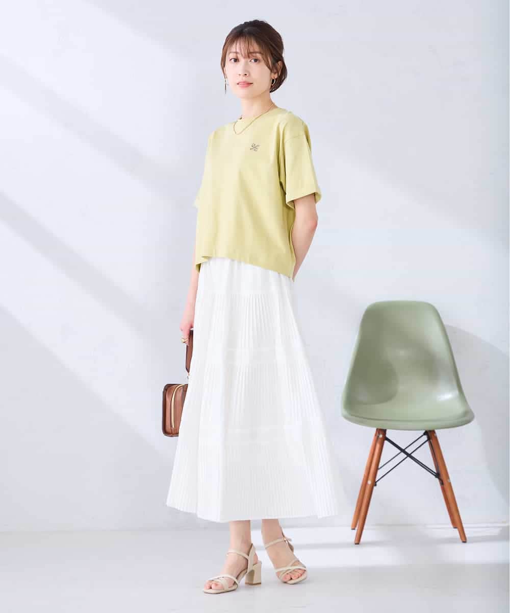 K2KGD25024 a.v.v(アー・ヴェ・ヴェ) 大人のクロップド刺繍Tシャツ【UVカット・接触冷感】 ライトイエロー