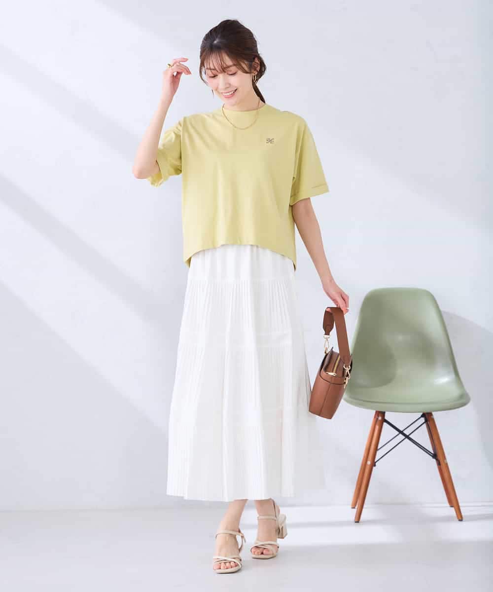 K2KGD25024 a.v.v(アー・ヴェ・ヴェ) 大人のクロップド刺繍Tシャツ【UVカット・接触冷感】 ライトイエロー