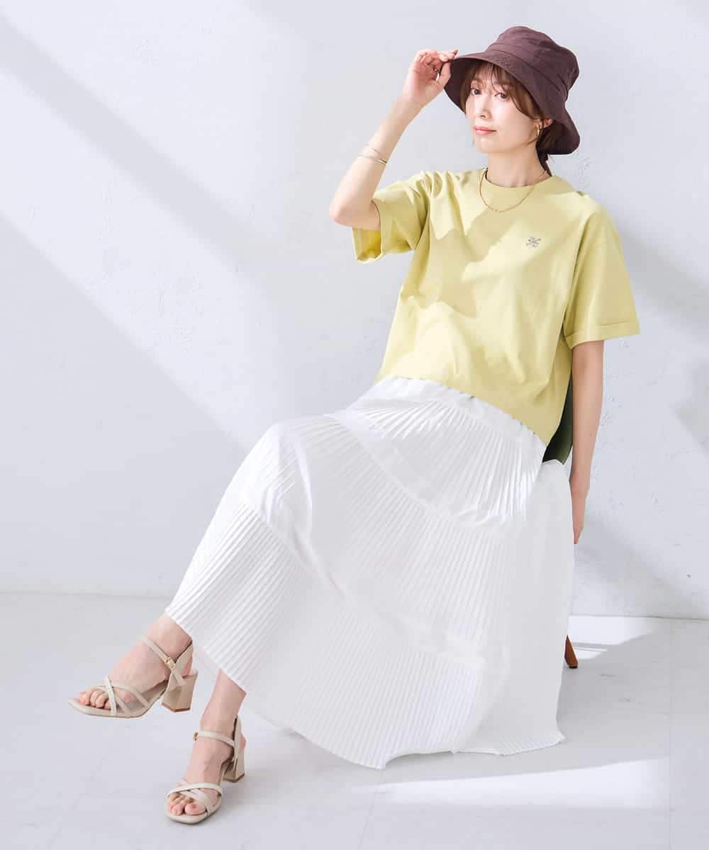 K2KGD25024 a.v.v(アー・ヴェ・ヴェ) 大人のクロップド刺繍Tシャツ【UVカット・接触冷感】 ライトイエロー