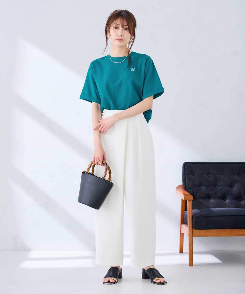 K2KGD25024 a.v.v(アー・ヴェ・ヴェ) 大人のクロップド刺繍Tシャツ【UVカット・接触冷感】 ライトイエロー