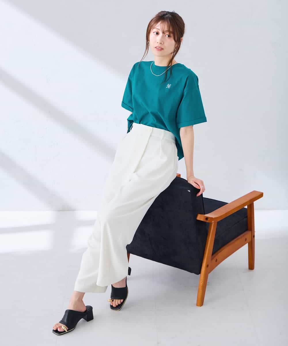 K2KGD25024 a.v.v(アー・ヴェ・ヴェ) 大人のクロップド刺繍Tシャツ【UVカット・接触冷感】 ライトイエロー