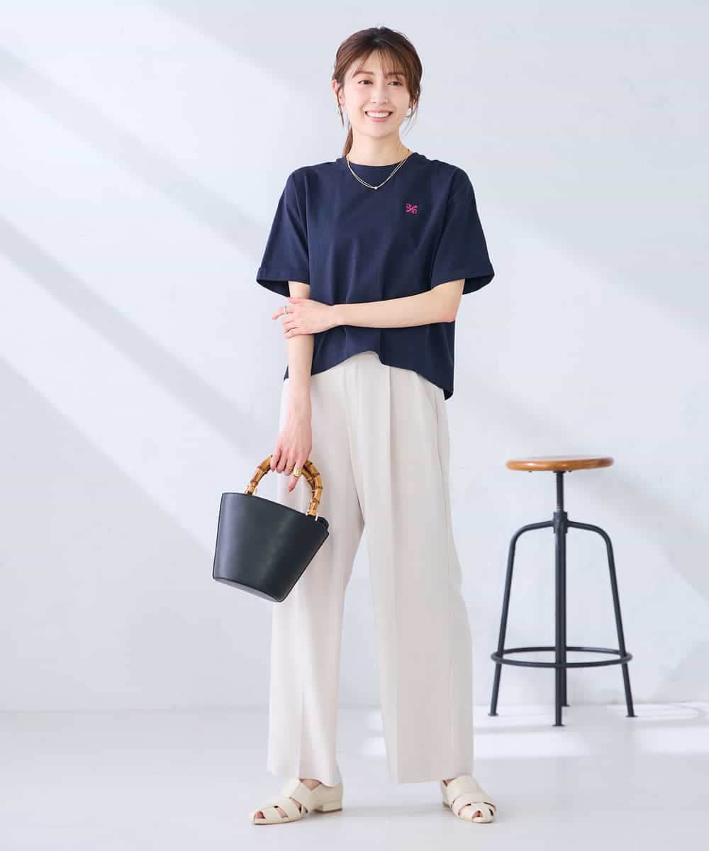 K2KGD25024 a.v.v(アー・ヴェ・ヴェ) 大人のクロップド刺繍Tシャツ【UVカット・接触冷感】 ライトイエロー