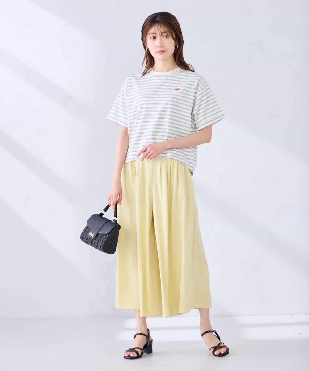K2KGD25024 a.v.v(アー・ヴェ・ヴェ) 大人のクロップド刺繍Tシャツ【UVカット・接触冷感】 ライトイエロー