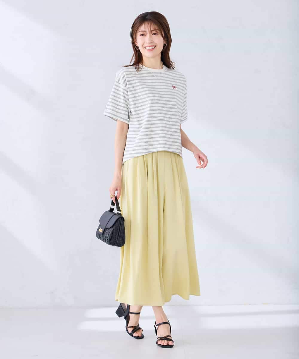 K2KGD25024 a.v.v(アー・ヴェ・ヴェ) 大人のクロップド刺繍Tシャツ【UVカット・接触冷感】 ライトイエロー