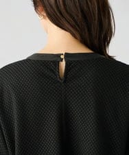 K2KGD31044 a.v.v(アー・ヴェ・ヴェ) 幾何レースドルマンカットソー グリーン