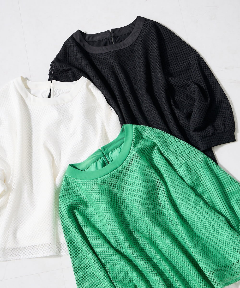 K2KGD31044 a.v.v(アー・ヴェ・ヴェ) 幾何レースドルマンカットソー グリーン