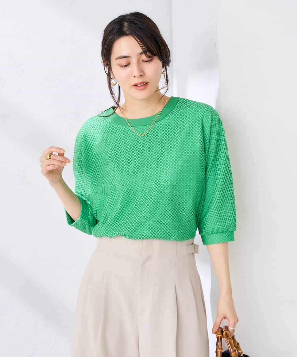 K2KGD31044 a.v.v(アー・ヴェ・ヴェ) 幾何レースドルマンカットソー グリーン