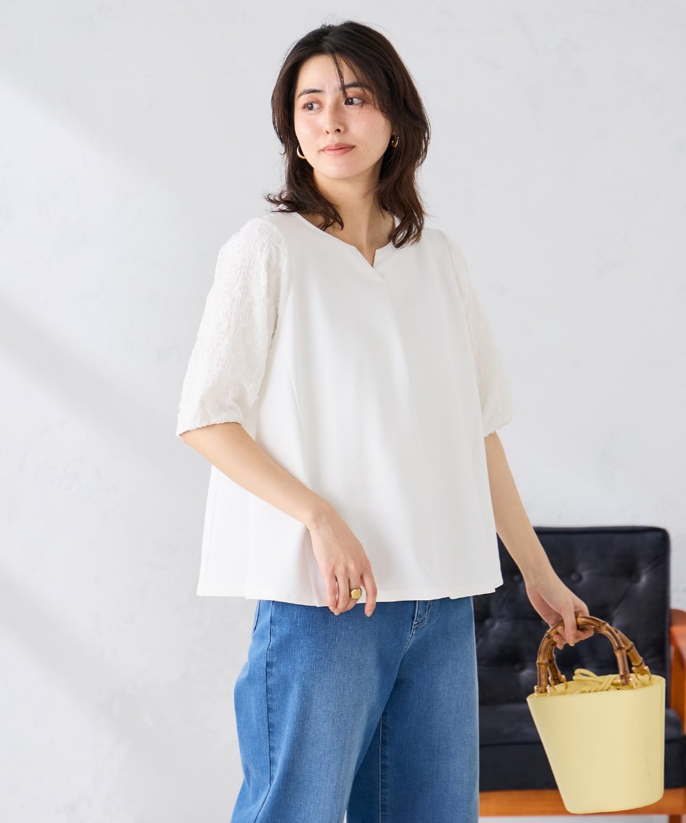 K2KGD32044 a.v.v(アー・ヴェ・ヴェ) レースジャガードスリーブトップス ネイビー