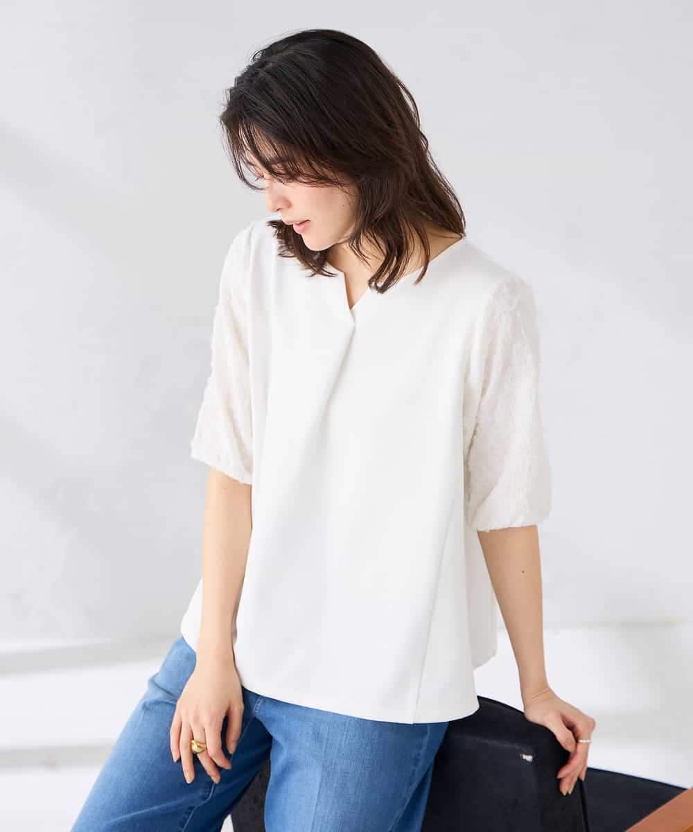 K2KGD32044 a.v.v(アー・ヴェ・ヴェ) レースジャガードスリーブトップス ネイビー