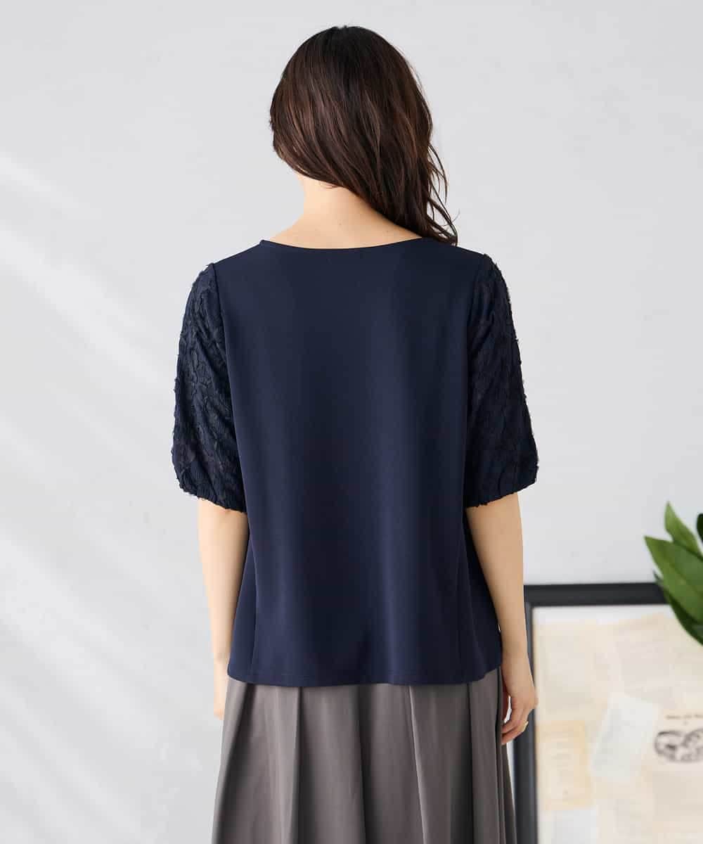K2KGD32044 a.v.v(アー・ヴェ・ヴェ) レースジャガードスリーブトップス ネイビー