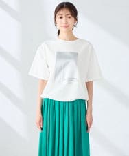 K2KGD38035 a.v.v(アー・ヴェ・ヴェ) 裾ドロストロゴTシャツ ホワイト