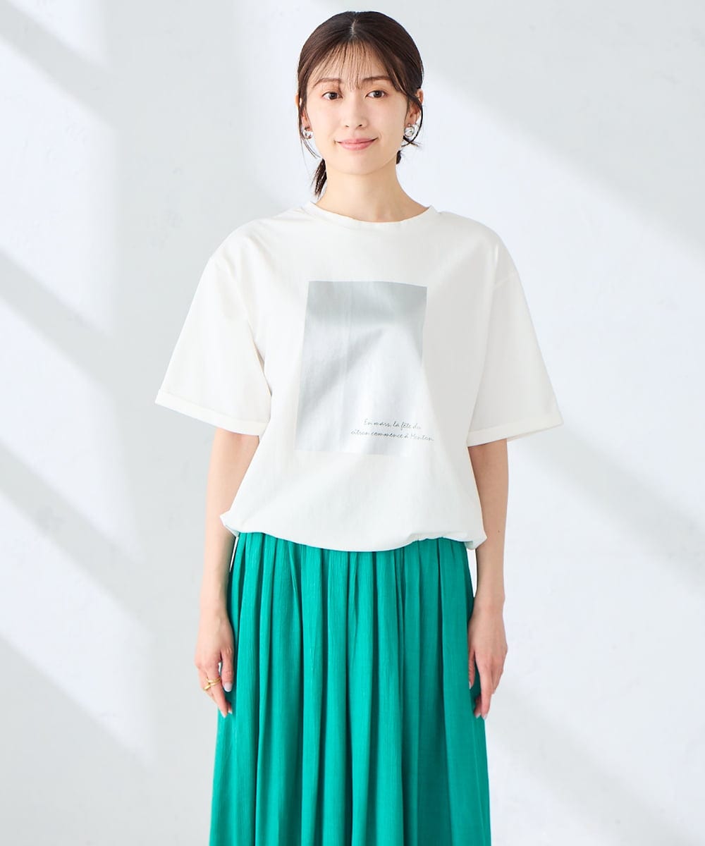 K2KGD38035 a.v.v(アー・ヴェ・ヴェ) 裾ドロストロゴTシャツ ホワイト