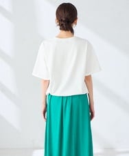 K2KGD38035 a.v.v(アー・ヴェ・ヴェ) 裾ドロストロゴTシャツ ホワイト