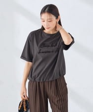 K2KGD38035 a.v.v(アー・ヴェ・ヴェ) 【新色追加】裾ドロストロゴTシャツ ホワイト