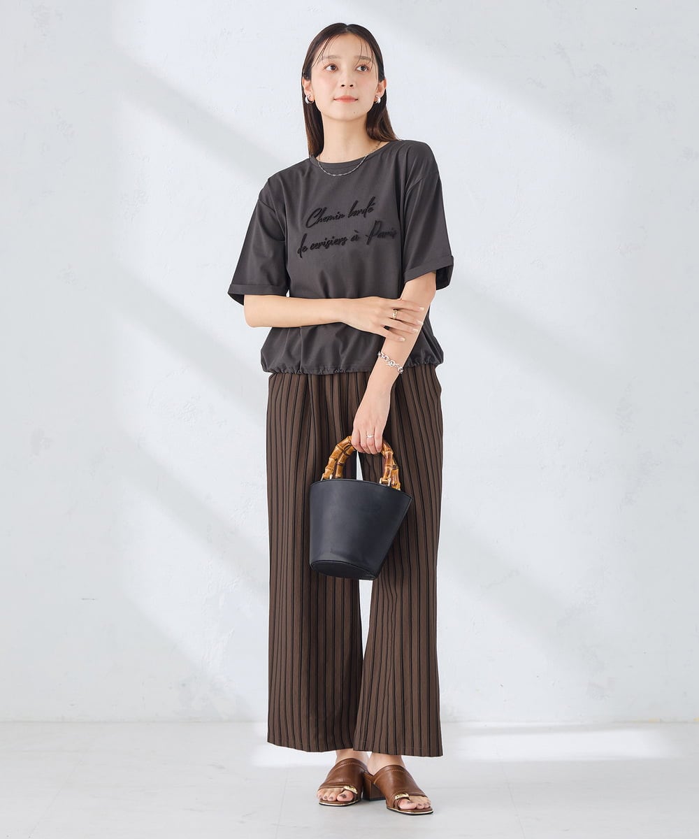 K2KGD38035 a.v.v(アー・ヴェ・ヴェ) 【新色追加】裾ドロストロゴTシャツ ホワイト