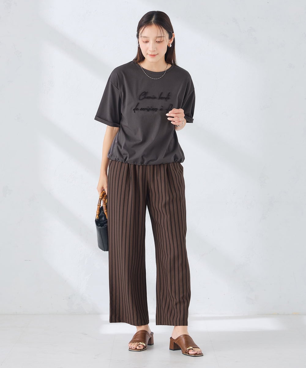 K2KGD38035 a.v.v(アー・ヴェ・ヴェ) 【新色追加】裾ドロストロゴTシャツ ホワイト