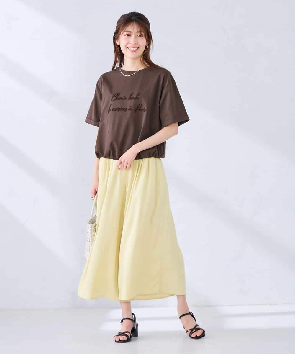 K2KGD38035 a.v.v(アー・ヴェ・ヴェ) 裾ドロストロゴTシャツ ホワイト