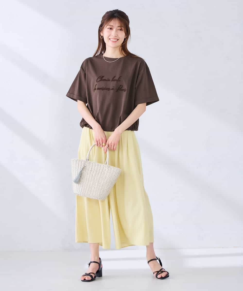 K2KGD38035 a.v.v(アー・ヴェ・ヴェ) 裾ドロストロゴTシャツ ホワイト