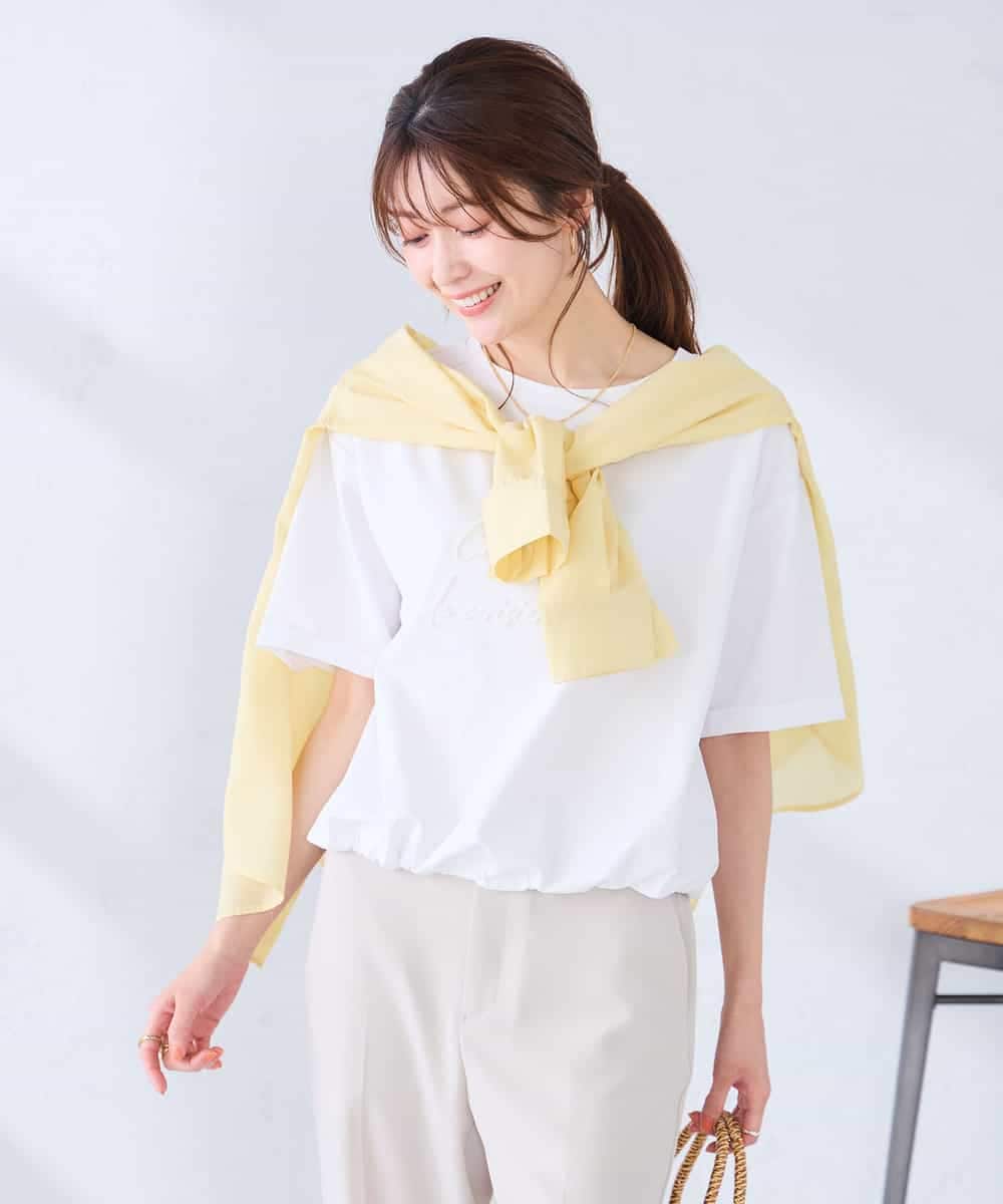 K2KGD38035 a.v.v(アー・ヴェ・ヴェ) 裾ドロストロゴTシャツ ホワイト