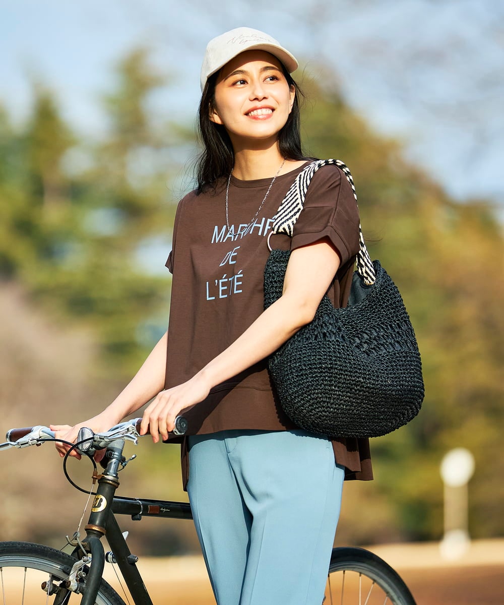 K2KGD39035 a.v.v(アー・ヴェ・ヴェ) ゆるプリントTシャツ ダークグレー（ロゴ）