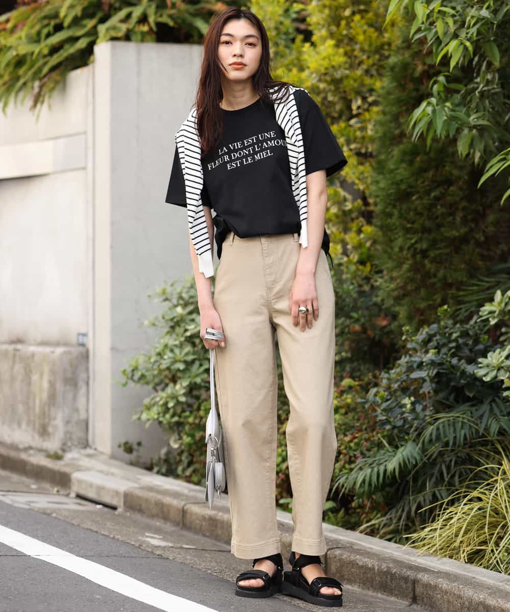 K2KGP32029 a.v.v(アー・ヴェ・ヴェ) カラーロゴTシャツ ホワイト