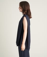 K2KGS37039 a.v.v(アー・ヴェ・ヴェ) 【汗染み防止】ハイネックフレンチスリーブタックトップス ネイビー