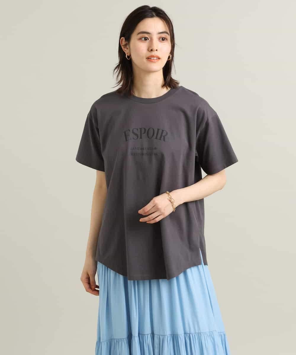 K2KGS44029 a.v.v(アー・ヴェ・ヴェ) フレンチロゴプリントランドヘムTシャツ ブラック