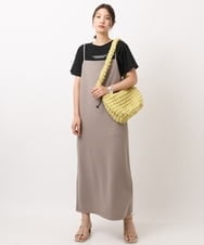 K2KGS46029 a.v.v(アー・ヴェ・ヴェ) レタリング調プチロゴTシャツ ブラック
