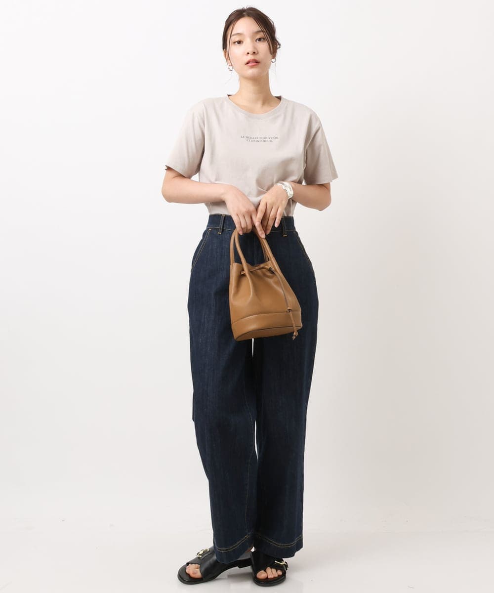 K2KGS46029 a.v.v(アー・ヴェ・ヴェ) レタリング調プチロゴTシャツ ブラック