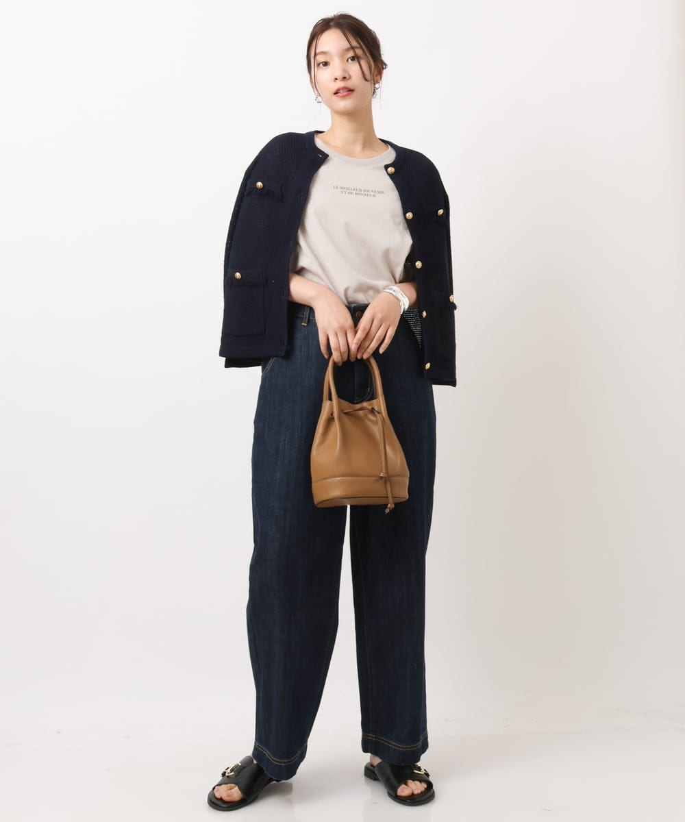 K2KGS46029 a.v.v(アー・ヴェ・ヴェ) レタリング調プチロゴTシャツ ブラック