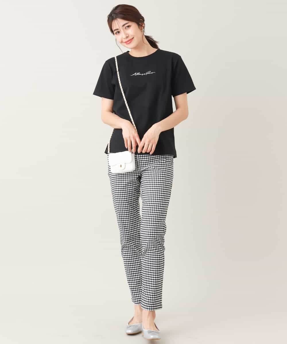 K2KGV28034 a.v.v(アー・ヴェ・ヴェ) 刺繍ロゴTシャツ ブラック