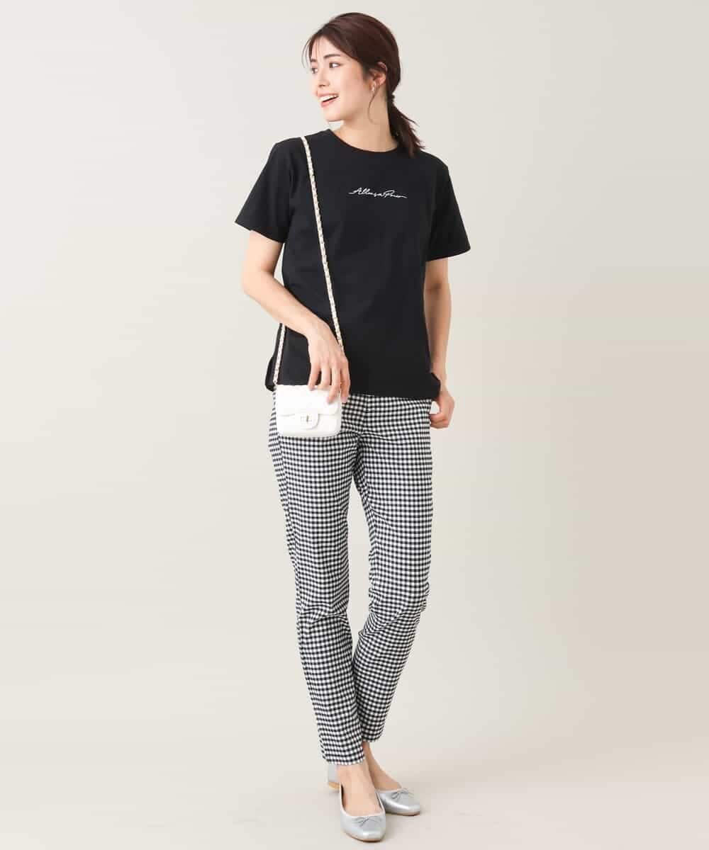 K2KGV28034 a.v.v(アー・ヴェ・ヴェ) 刺繍ロゴTシャツ ブラック