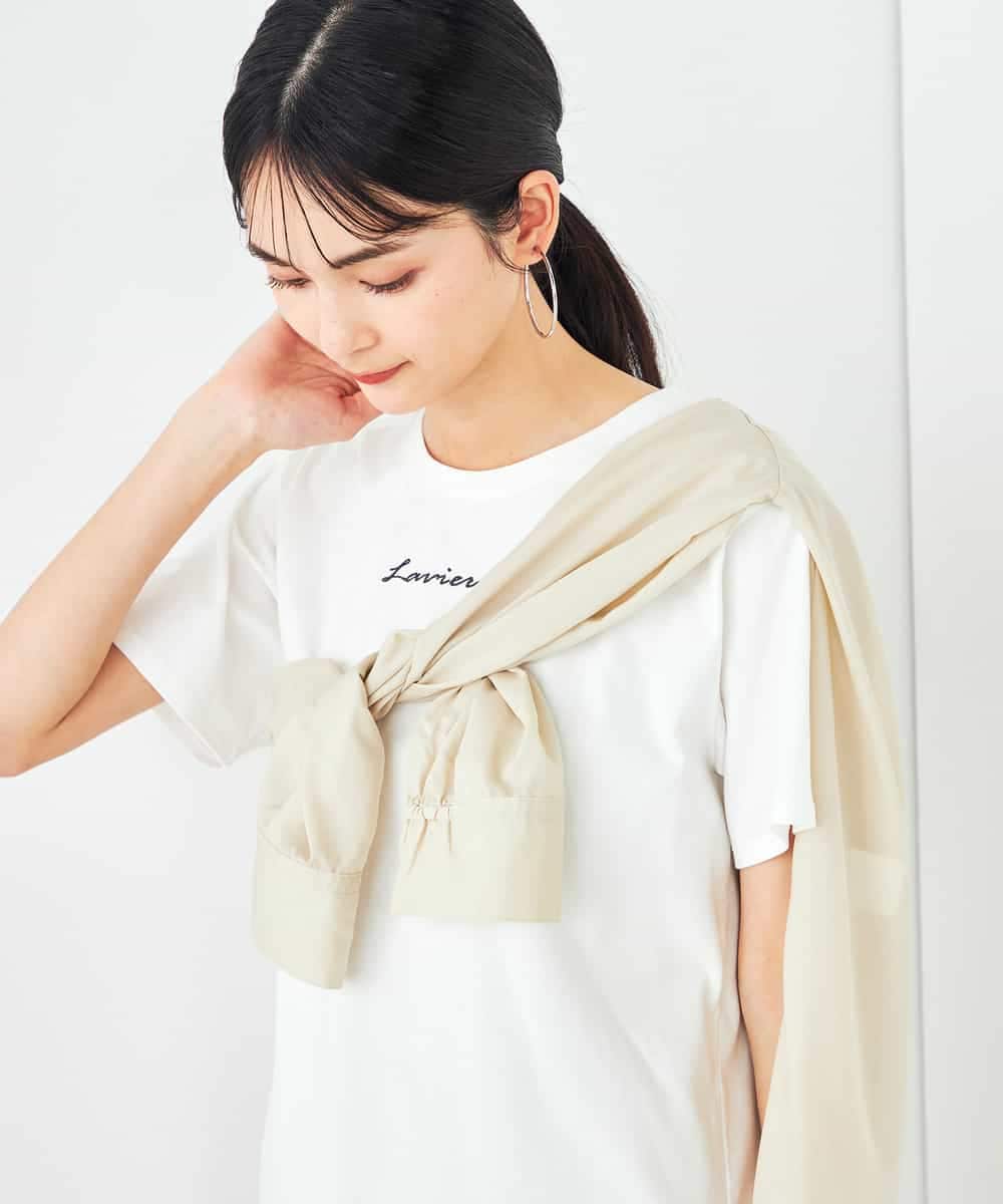 K2KHA54034 a.v.v(アー・ヴェ・ヴェ) 【コットン100%】コンパクト刺繍ロゴTシャツ グレージュ