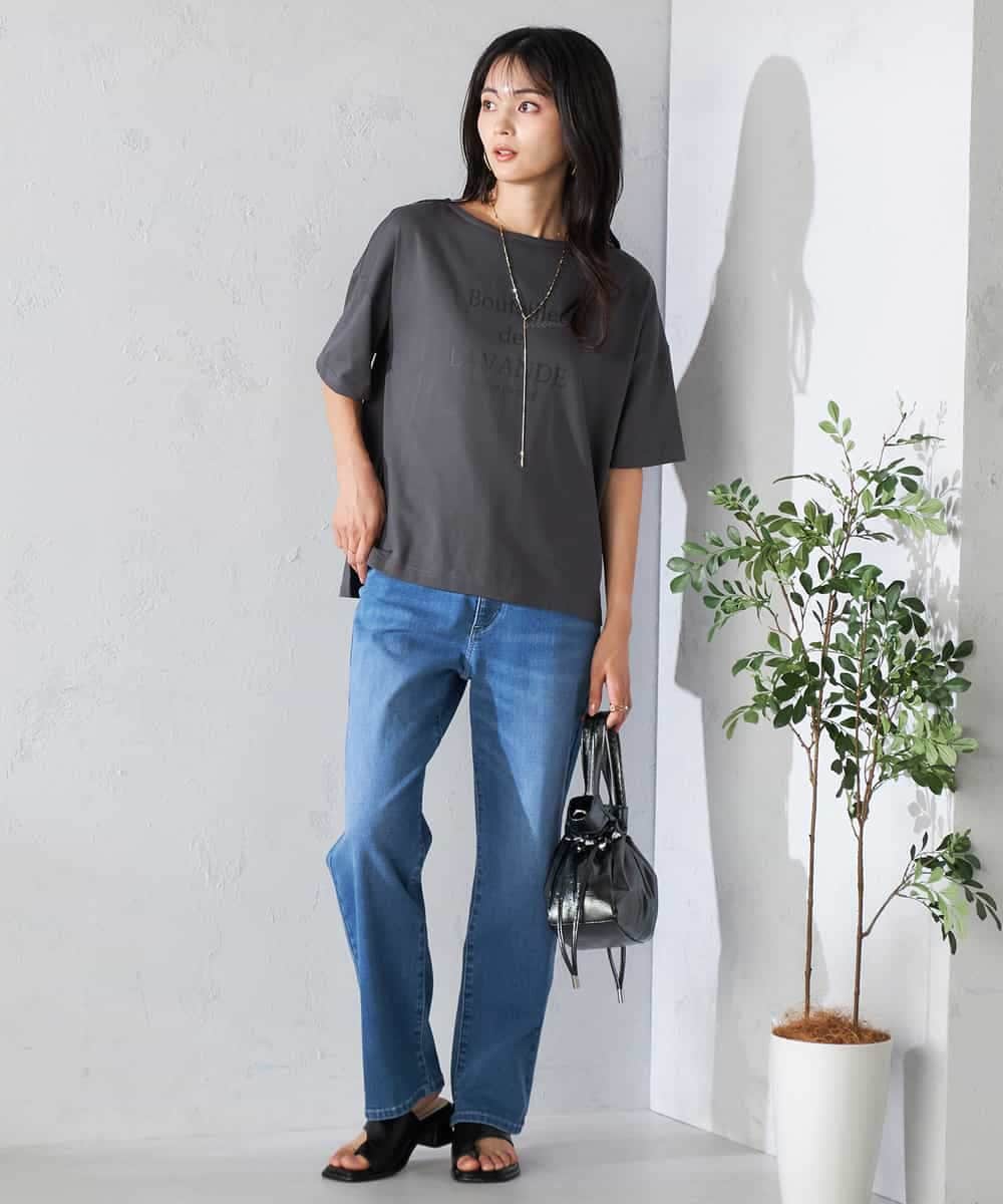K2KHA68034 a.v.v(アー・ヴェ・ヴェ) 【接触冷感/UVカット】ボートネックロゴTシャツ ピンク