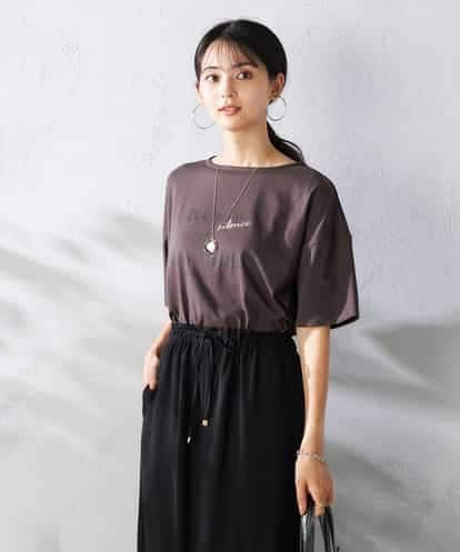 K2KHA68034 a.v.v 【接触冷感/UVカット】ボートネックロゴTシャツ