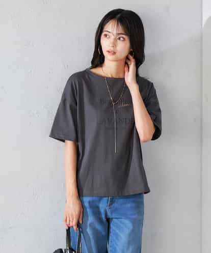 K2KHA68034 a.v.v 【接触冷感/UVカット】ボートネックロゴTシャツ