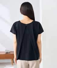 K2KHD45035 a.v.v(アー・ヴェ・ヴェ) 【接触冷感/UVカット】バックタックエンボスロゴＴシャツ ベージュ