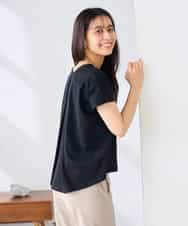 K2KHD45035 a.v.v(アー・ヴェ・ヴェ) 【接触冷感/UVカット】バックタックエンボスロゴＴシャツ ブラック