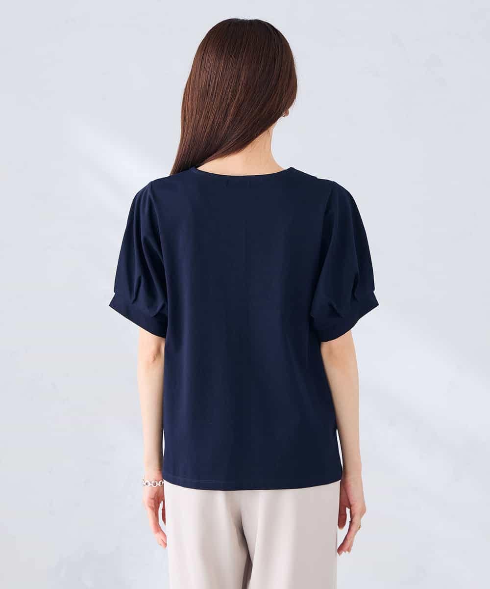 K2KHD51034 a.v.v(アー・ヴェ・ヴェ) 【接触冷感/UVカット】タックスリーブVネックカットソー アイボリー