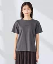 K2KHD54029 a.v.v(アー・ヴェ・ヴェ) 【接触冷感/UVカット/コットン100%】コンパクトロゴTシャツ グレージュ