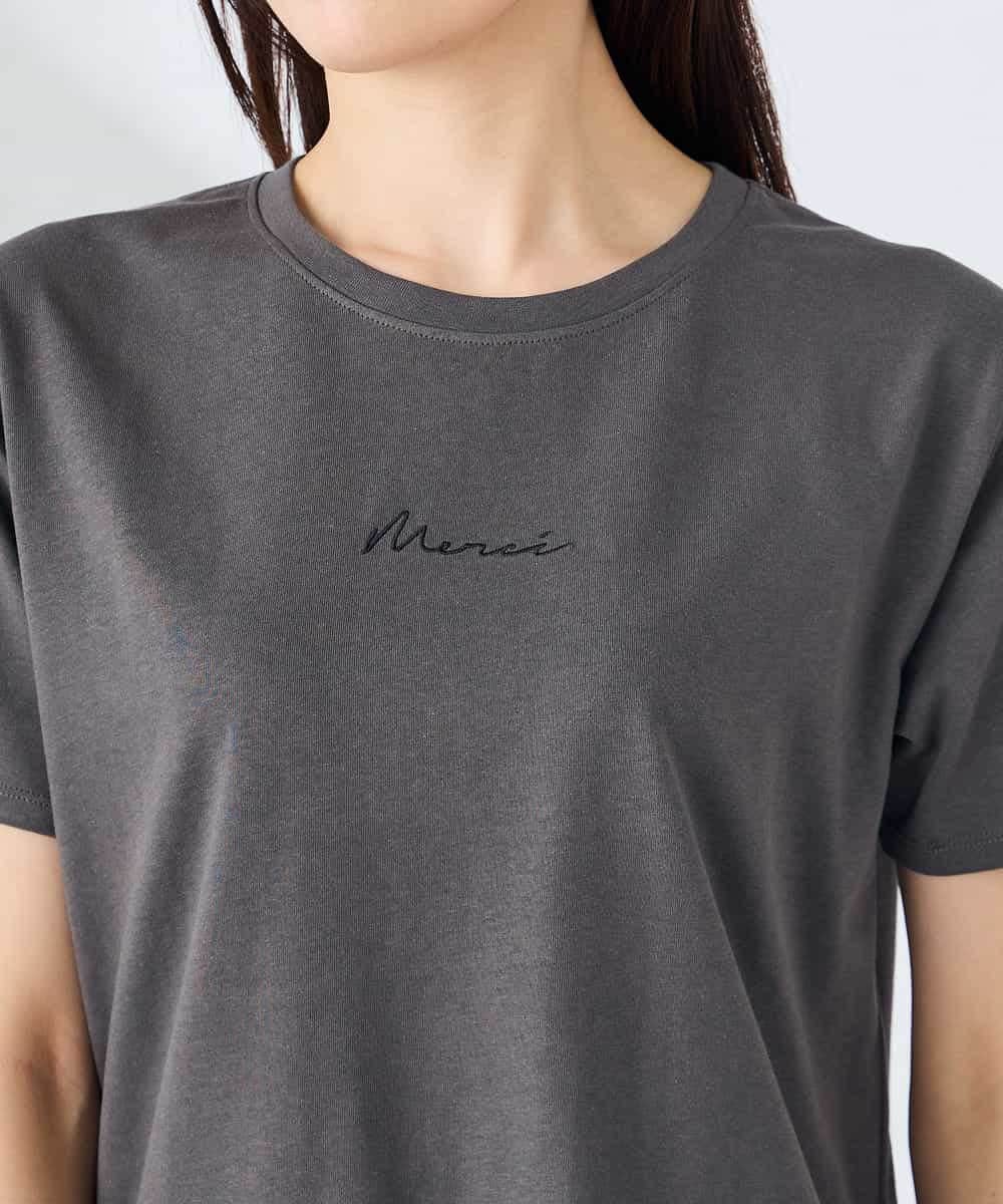 K2KHD54029 a.v.v(アー・ヴェ・ヴェ) 【接触冷感/UVカット/コットン100%】コンパクトロゴTシャツ グレージュ